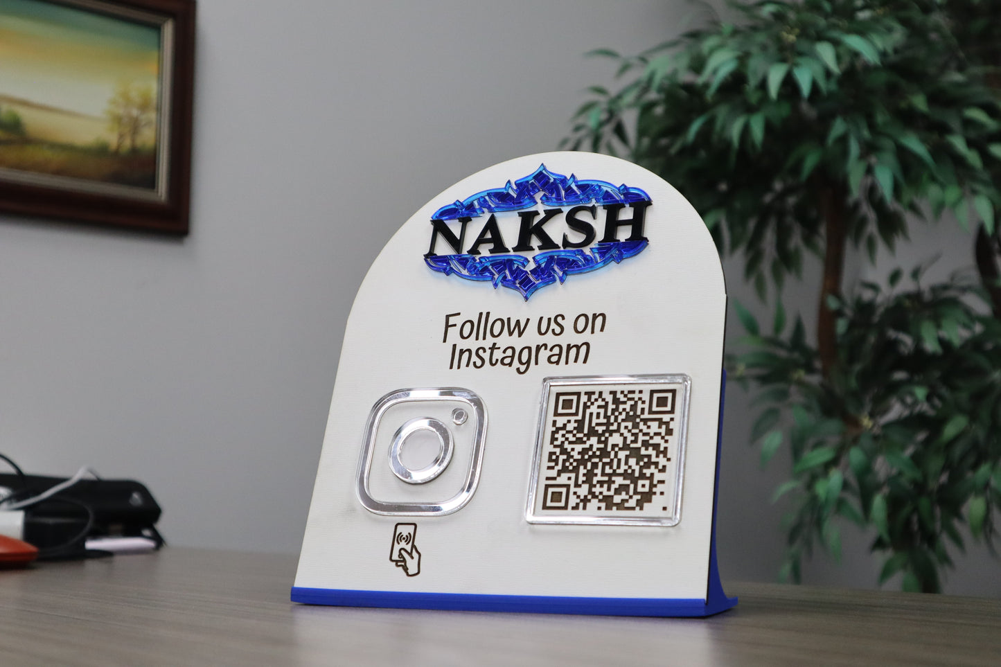 Social media signs