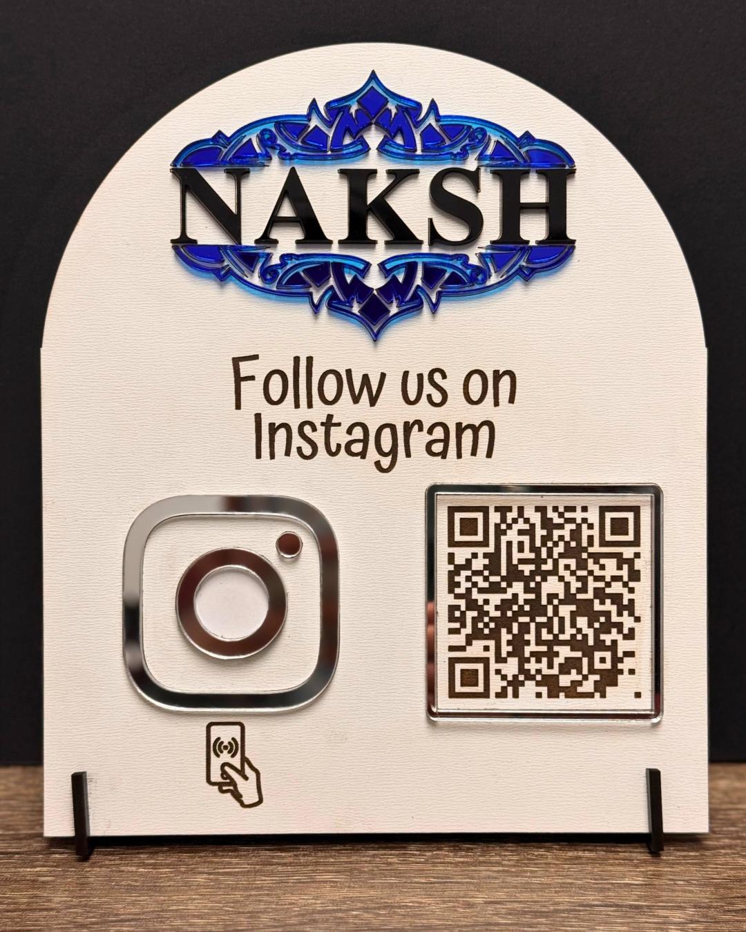 Social media signs